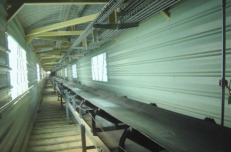 TD75型膠帶輸送機(jī)